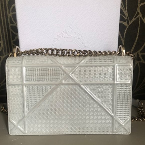 Dior Pearl Limited Edition Bag - Picture 2 of 7